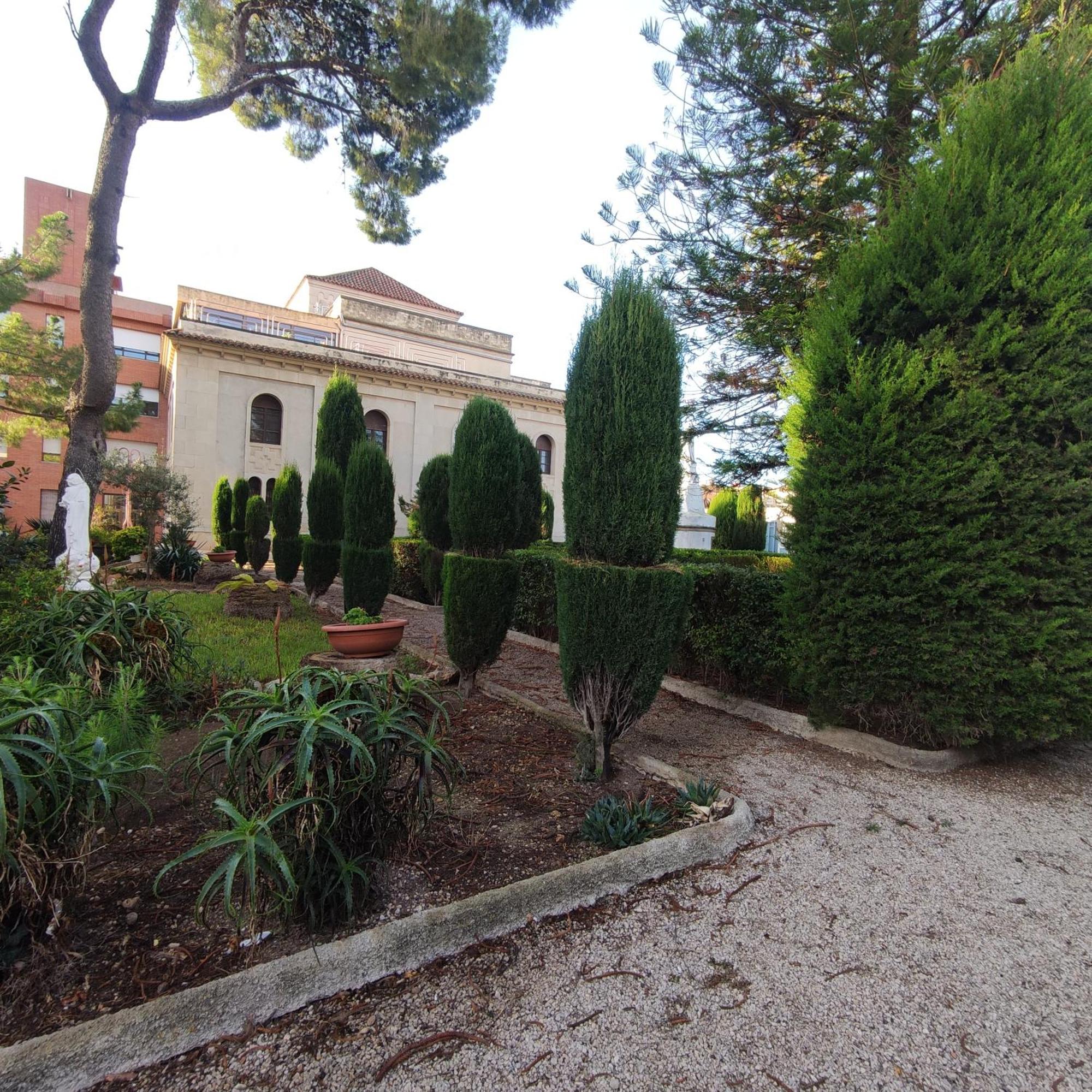 Albergue Rosa Molas Arrabal de Jesus ภายนอก รูปภาพ